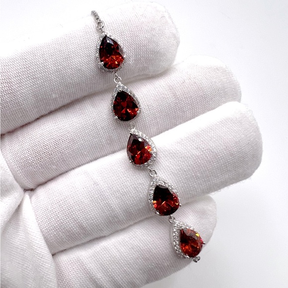 .925 Sterling Silver Pear Shaped Red Cz & Clear Cz Bolo Adjustable Bracelet - Picture 13 of 13
